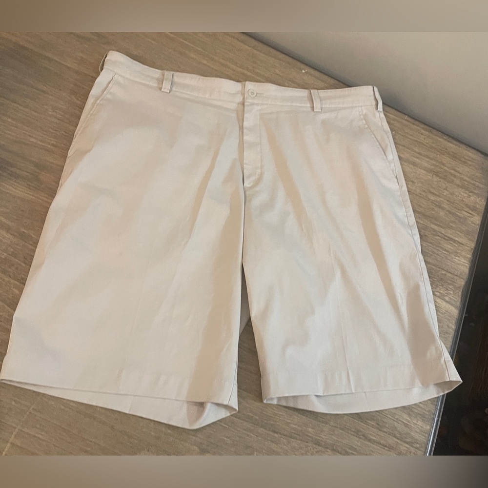 Men’s Nike Golf Shorts, Khaki Size 38 - Picture 8 of 8